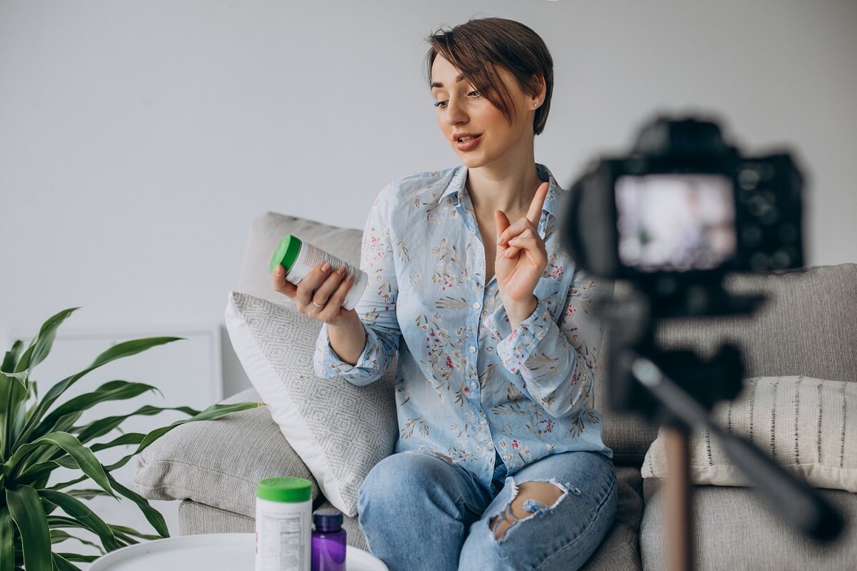 Estrategias-efectivas-de-influencer-marketing-para-marcas-emergentes